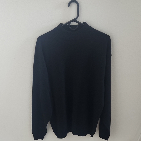 Pronto Uomo Classic Black Merino Wool Turtleneck Sweater - Picture 1 of 6